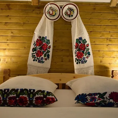 Pensjonat Casa Leca 3*