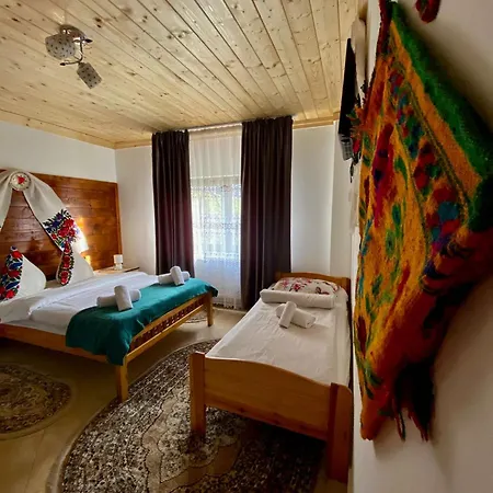 Pensjonat Casa Leca 3*